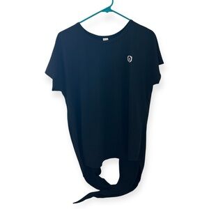 ⚫️NELEUS: Women’s M, black short sleeve athletic top w/tie in the back preowned